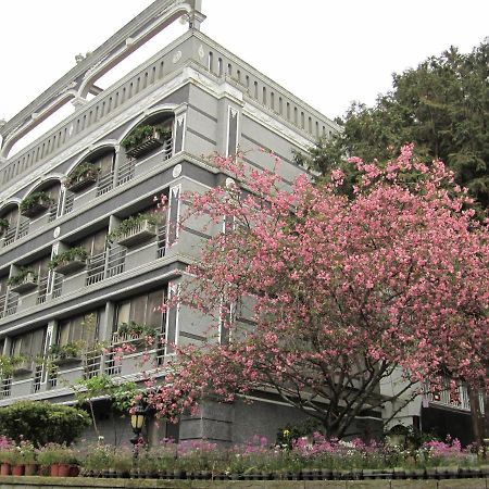 Kao Feng Hotel Жонгженг Екстериор снимка