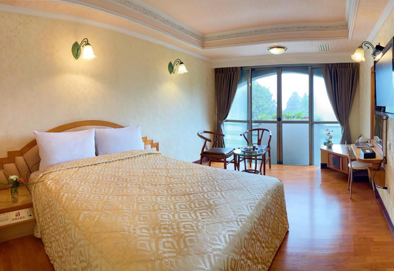 Kao Feng Hotel Жонгженг Екстериор снимка