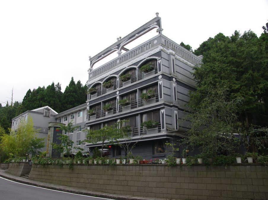 Kao Feng Hotel Жонгженг Екстериор снимка